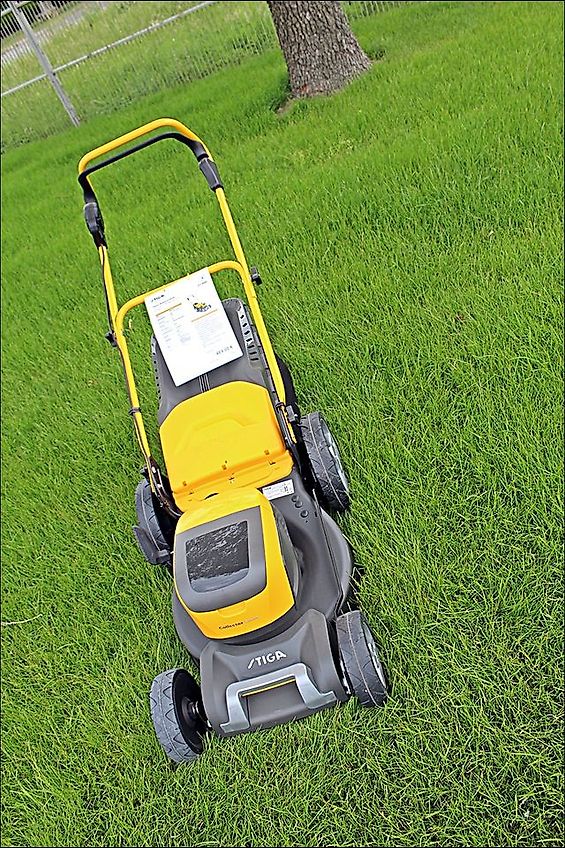 Stiga COLLECTOR 548 AE Kit Akku-Rasenmäher