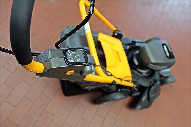 Stiga COMBI 955 SQ AE, Akku-Rasenmäher