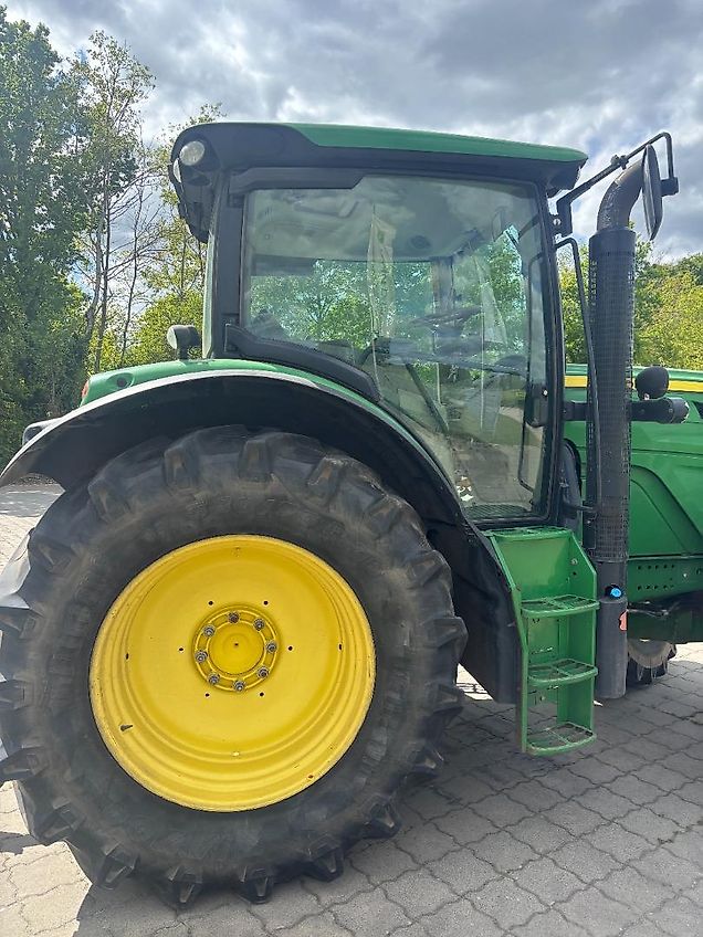 John Deere 6140R