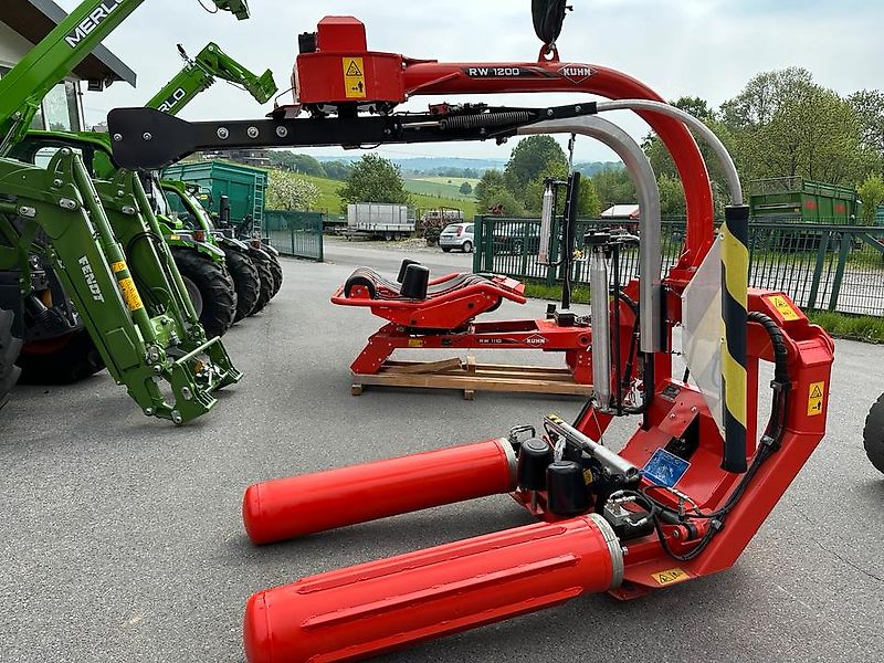 Kuhn RW 1200 C Ballenwickler Rundballenwickler Wickelgerät
