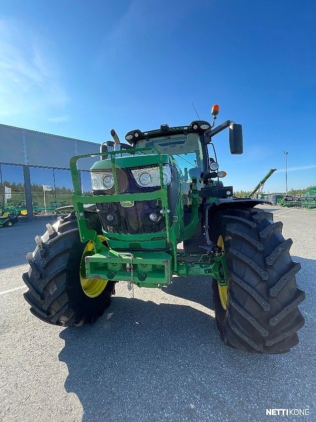 John Deere 6155R