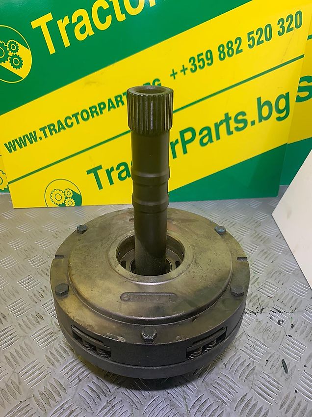 John Deere Planet Pinion Carrier whit Shaft and Gears (used) - John Deere 6000, 6010 series