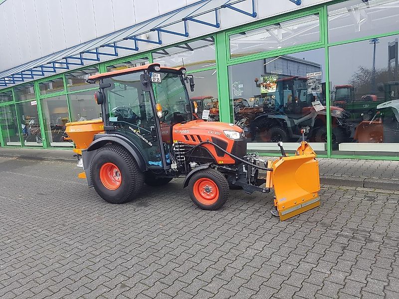 Kubota LX351 CAB Winterdienstpaket