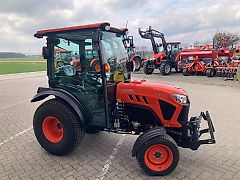 Kubota LX 351 NEUMASCHINE MIT KOMMUNALBEREIFUNG