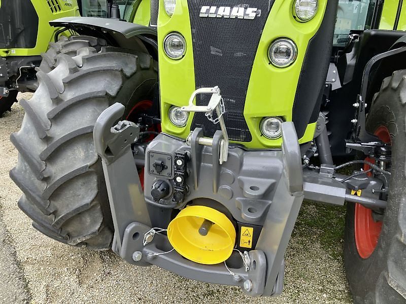 Claas ARION 550 CMATIC CEBIS AVO25
