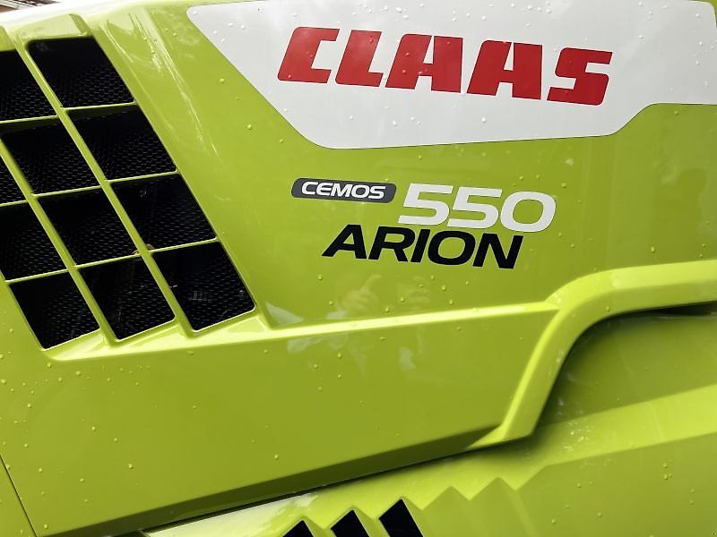 Claas ARION 550 CMATIC CEBIS AVO25