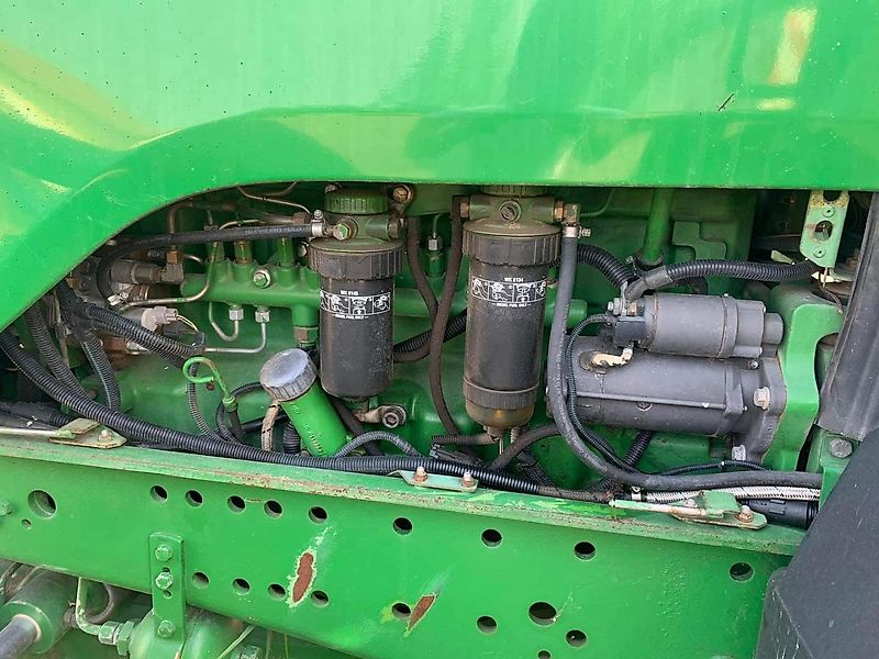 John Deere John Deere 6810 , 6910 Breaking for spare parts only