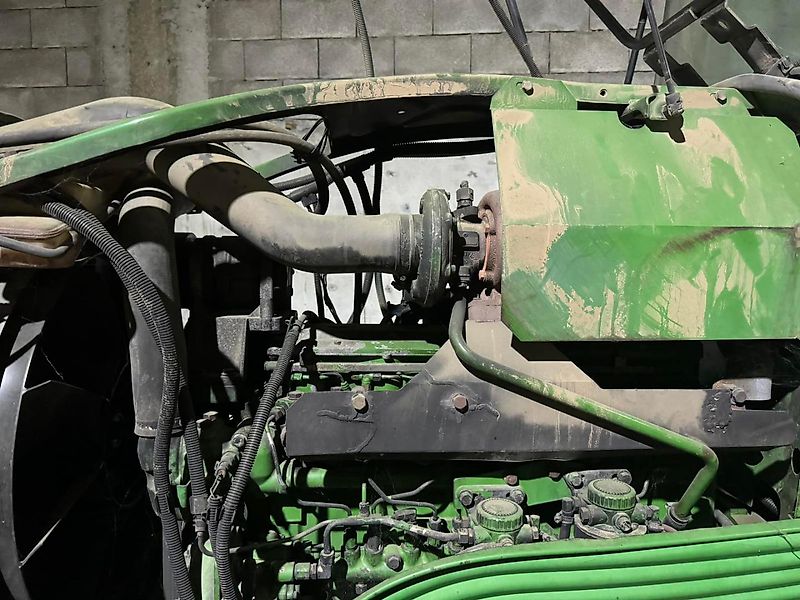 John Deere John Deere 6810 , 6910 Breaking for spare parts only