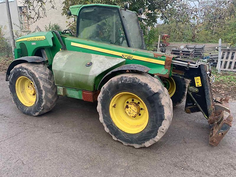 John Deere John Deere 6810 , 6910 Breaking for spare parts only