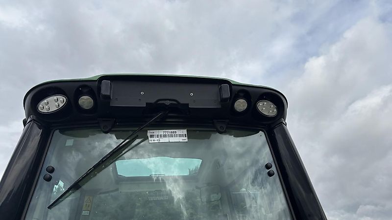 John Deere TRAKTOR 6120M MIT KABINE