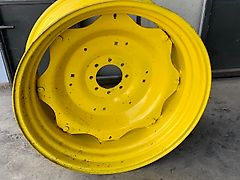 John Deere Rear Wheel Rims 34 inch (used) - John Deere 6000,6010,6020,6030,6M,6R