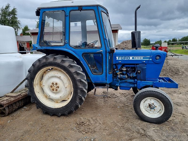 Ford 4600
