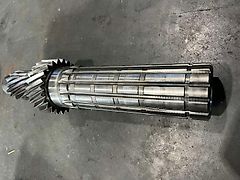 John Deere SHAFT FOR RANGE BOX (used) - John Deere 6R, 6M, 6030, 6020, 7030, 7R, 7020