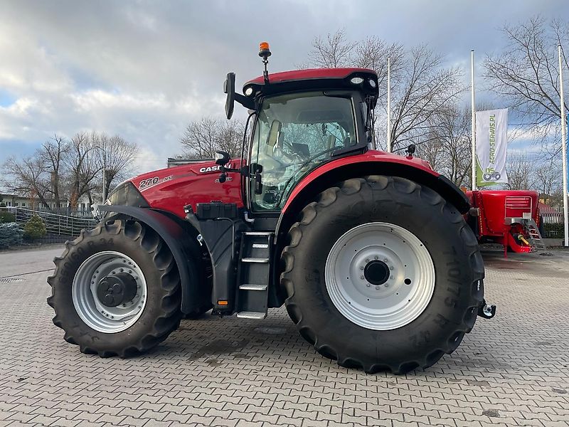 Case IH OPTUM 270 CVXDrive
