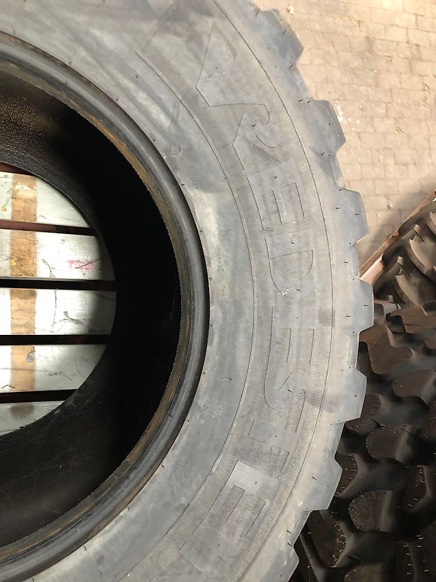 Vredestein Flotation Trac 710/50R26.5
