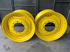 John Deere Front Wheel 30 inch (used) for John Deere 6R,7R,7000,7010,7020,7030,8R,8000,8010,8020,8030 series