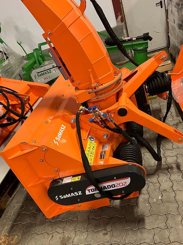 SaMASZ Tornado 202/252