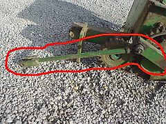 John Deere 336 Nadelhubarm mit Pleuelstange