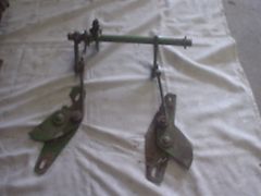 John Deere 336 Knüpferplatte / Schaltgestänge