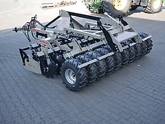 MD RX Scheibenegge mit Hitch und Reifenpacker 2,5m - 4,0m AUTW