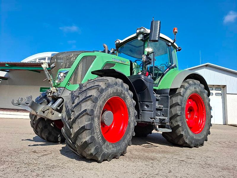 Fendt 828 Vario Profi Plus (new engine)