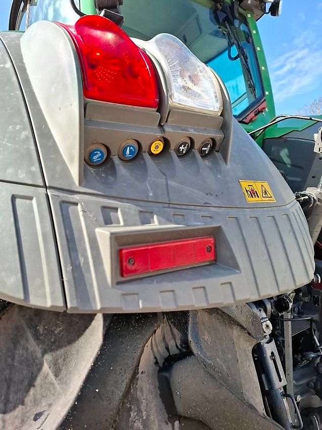 Fendt 828 Vario Profi Plus (new engine)