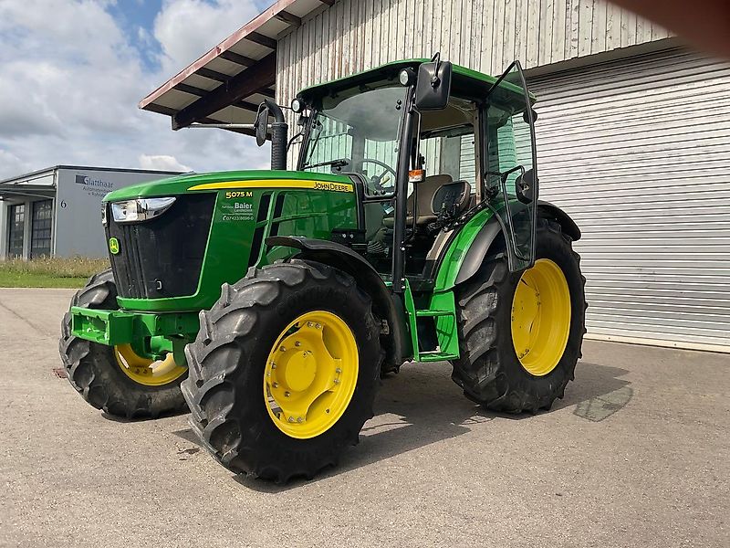 John Deere 5075 M