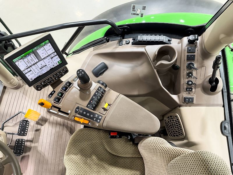 John Deere 6175R tractor, TLS, HCS, full SF6000 AutoTrac, CommandArm