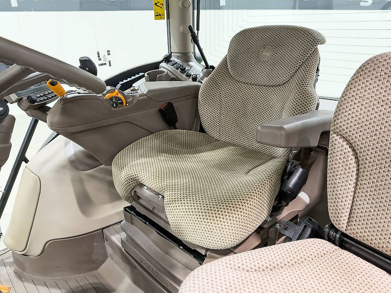 John Deere 6175R tractor, TLS, HCS, full SF6000 AutoTrac, CommandArm