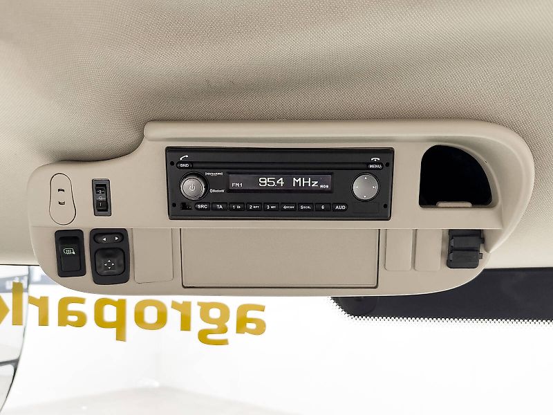 John Deere 6175R tractor, TLS, HCS, full SF6000 AutoTrac, CommandArm