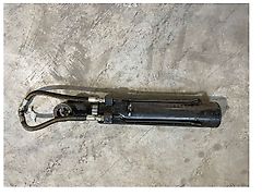 John Deere HYDRAULIC CYLINDER (used) - JOHN DEERE Telehandler 3220