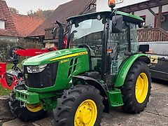 John Deere 5058E
