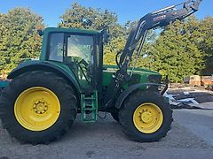 John Deere 6920