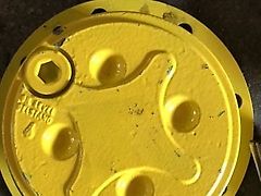 John Deere 6820 - Półoś (Części zamienne)