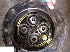 John Deere 6820 - Zwolnica (Części zamienne)