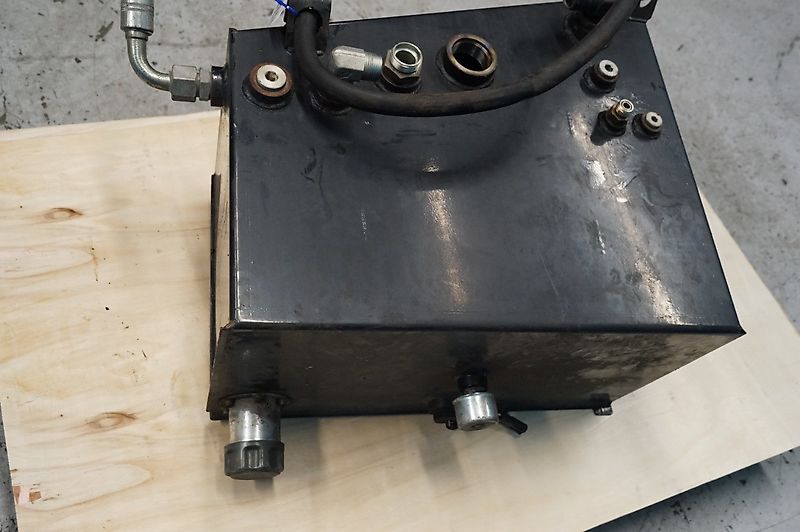 New Holland CR9090 (Spare part/Reservedel/Ersatzteil)