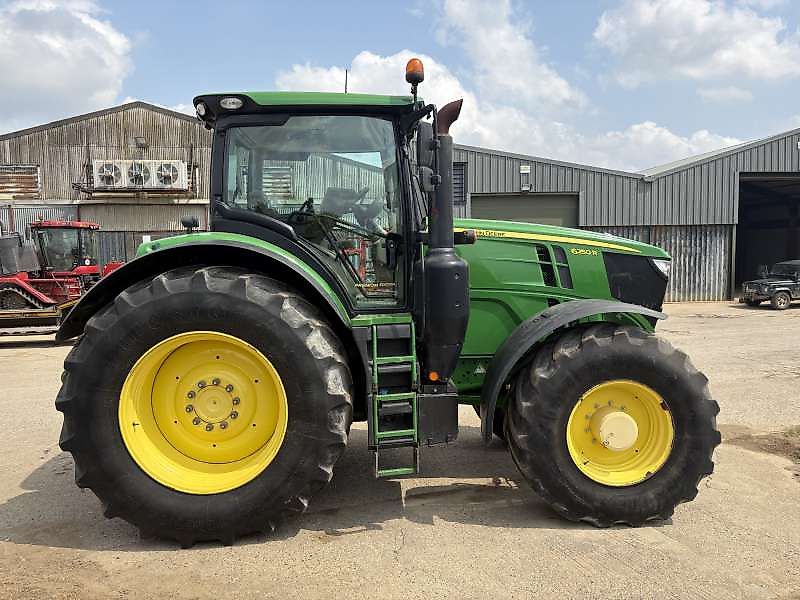 John Deere 6250R