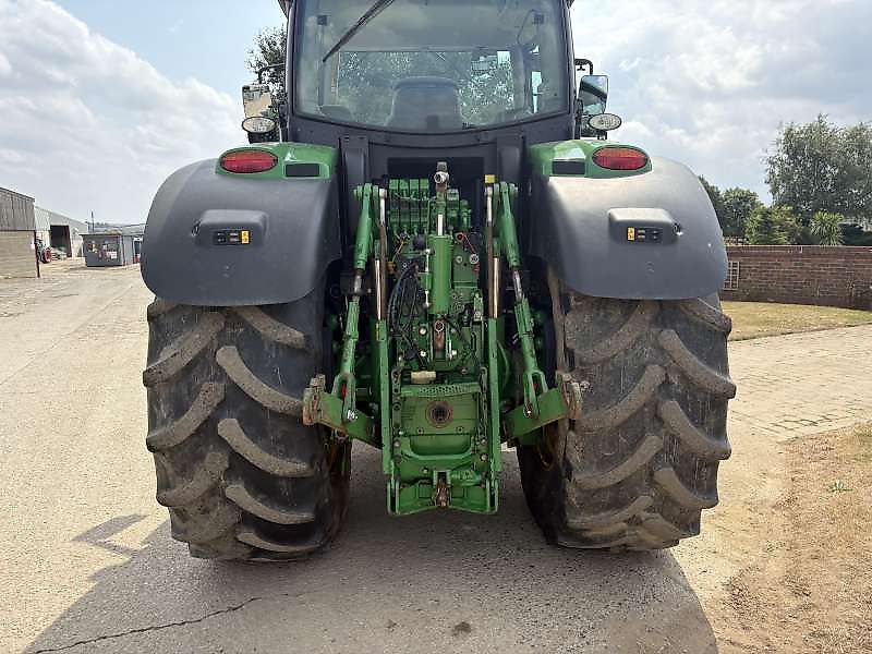 John Deere 6250R