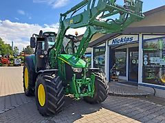 John Deere 6120M