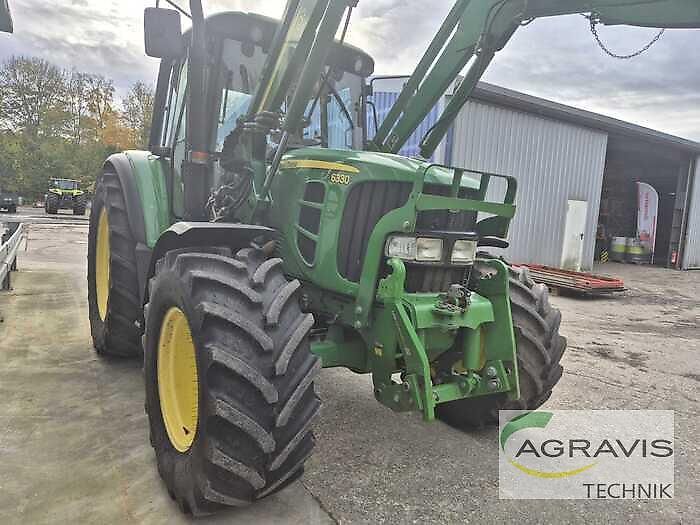 John Deere 6330