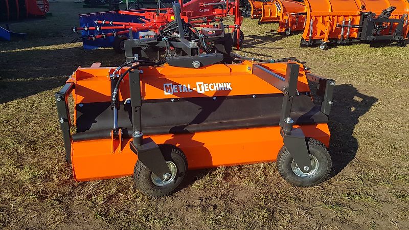 Kehrmaschine Kehrbürste Bürste 2,0 m für Traktor Stapler Euroaufnahme Dreipunkt