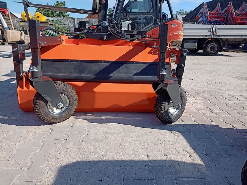 Kehrmaschine Kehrbürste Bürste 2,0 m für Traktor Stapler Euroaufnahme Dreipunkt