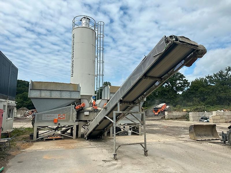 My Beton 24 mit 1,0m3 Mischer von GTC