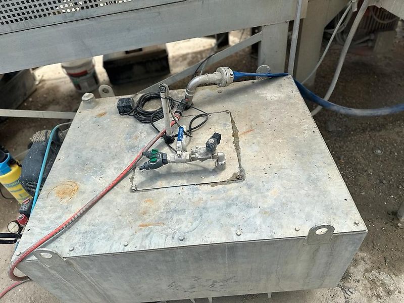 My Beton 24 mit 1,0m3 Mischer von GTC
