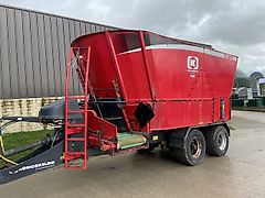 Kongskilde VM22 Trailed Diet Feeder