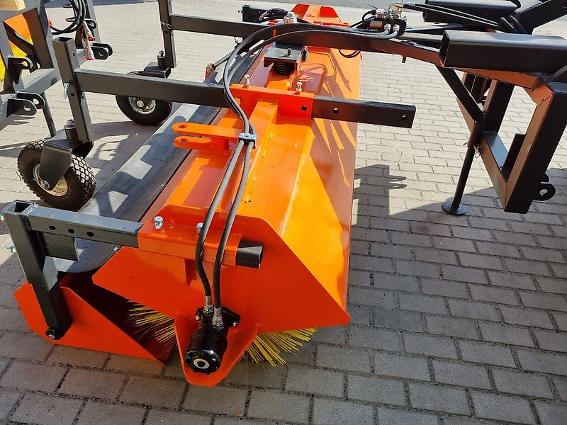 Kehrmaschine Kehrbürste Bürste 1,40 m für Traktor Stapler Euroaufnahme Dreipunkt
