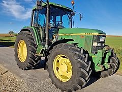 John Deere 6900