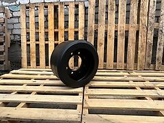 Midrollers to fit John Deere 8RT series tractors