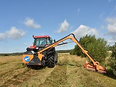 Pronar WWT Auslegemulcher Mulchkopf Astschere Astsäge Mulcher