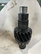 John Deere COUNTERSHAFT FOR PTO (used) - John Deere 7430 PR, 7530 PR